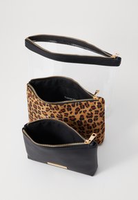 Even&Odd 3 PACK - Mosózsák - black/brown