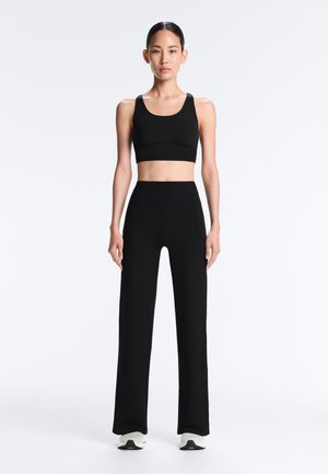 OYSHO HIGH-RISE COMFORT STRAIGHT-LEG  - Trousers - black