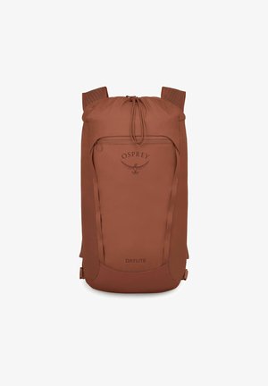 Zaino marrone Osprey Daylite con chiusura superiore con coulisse, tasca frontale con zip e spallacci imbottiti.