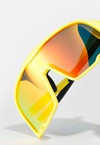 CHPO HENRIK UNISEX - Zonnebril - yellow/fire