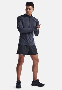 2XU LONGSLEEVE  - Langarmshirt - black silver reflective