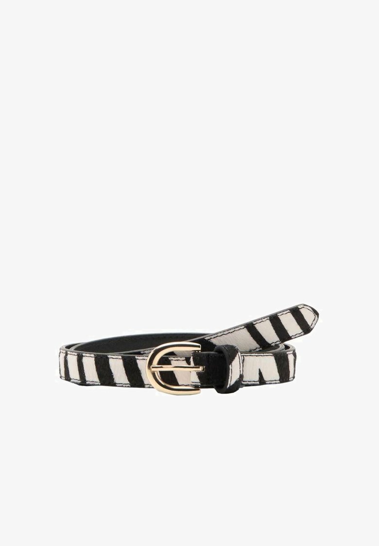 Ceinture en cuir à rayures noires et blanches, dotée d'une boucle à anneau en D de couleur dorée et d'une texture lisse avec une légère brillance.