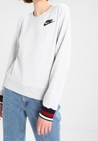 Nike Sportswear Sweatshirt - off-white