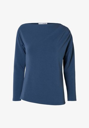 Top blu navy a maniche lunghe realizzato in morbido tessuto, con orlo asimmetrico e ampia scollatura a barca. Design semplice con cuciture minime.