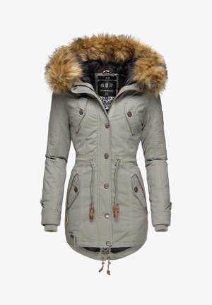 Parka grigia con cappuccio foderato in pelliccia, chiusure a bottoni, quattro tasche frontali, vita regolabile con cordoncino e accenti delle maniche trapuntati.