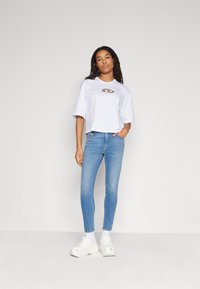 Diesel 1984 SLANDY HIGH - Jeans Skinny Fit - light blue