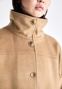 GANT CROPPED JACKET - Veste légère - warm khaki