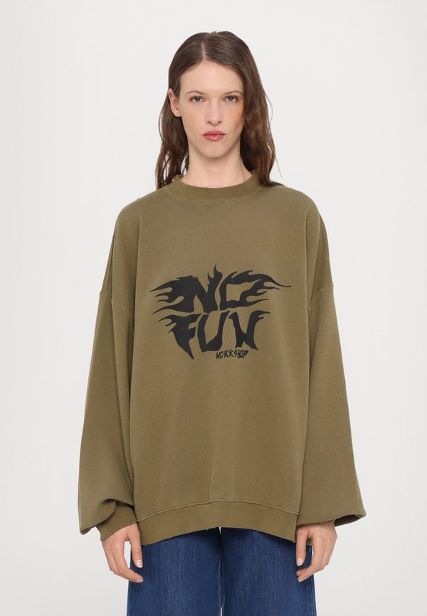 NO FUN OVERSIZED CREWNECK - Sweatshirt