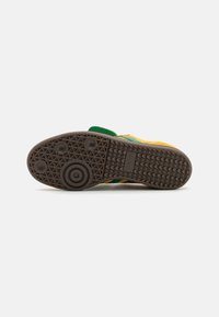 adidas Originals SAMBA OG - Sportcipő - preloved yellow/green
