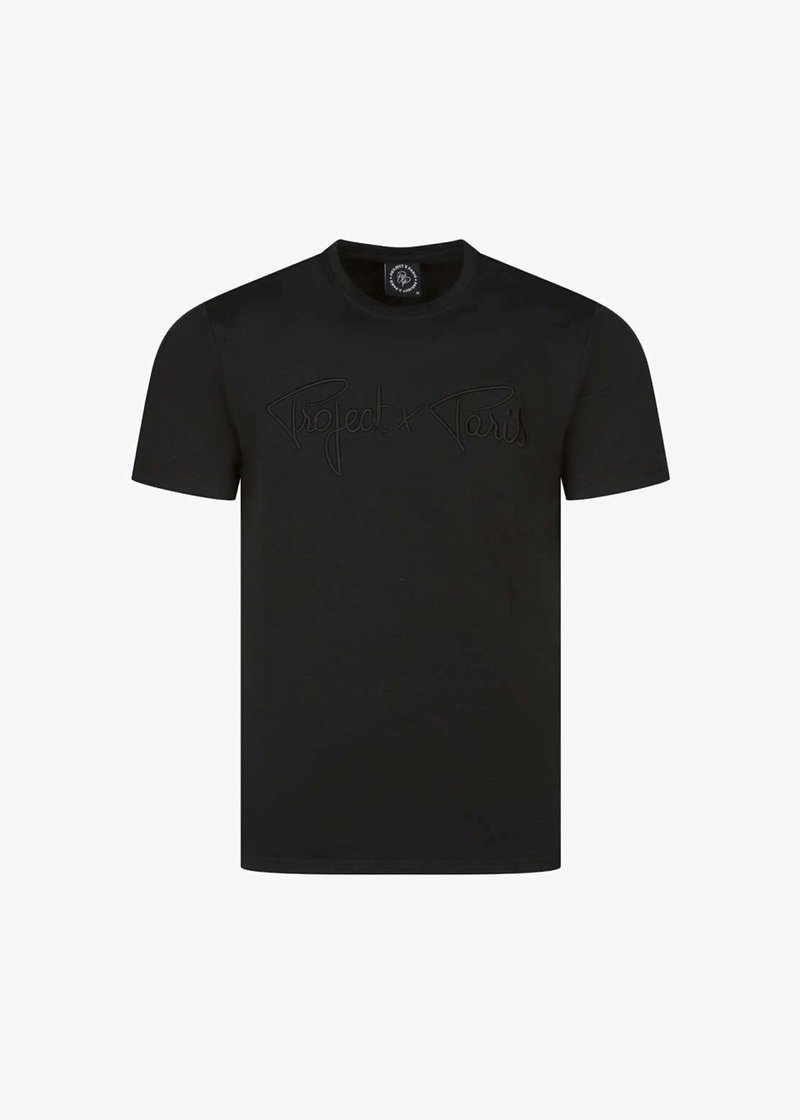 Camiseta de algodón negra con un logotipo bordado tonal "Project x Paris" en el pecho. Mangas cortas y un cuello redondo clásico.