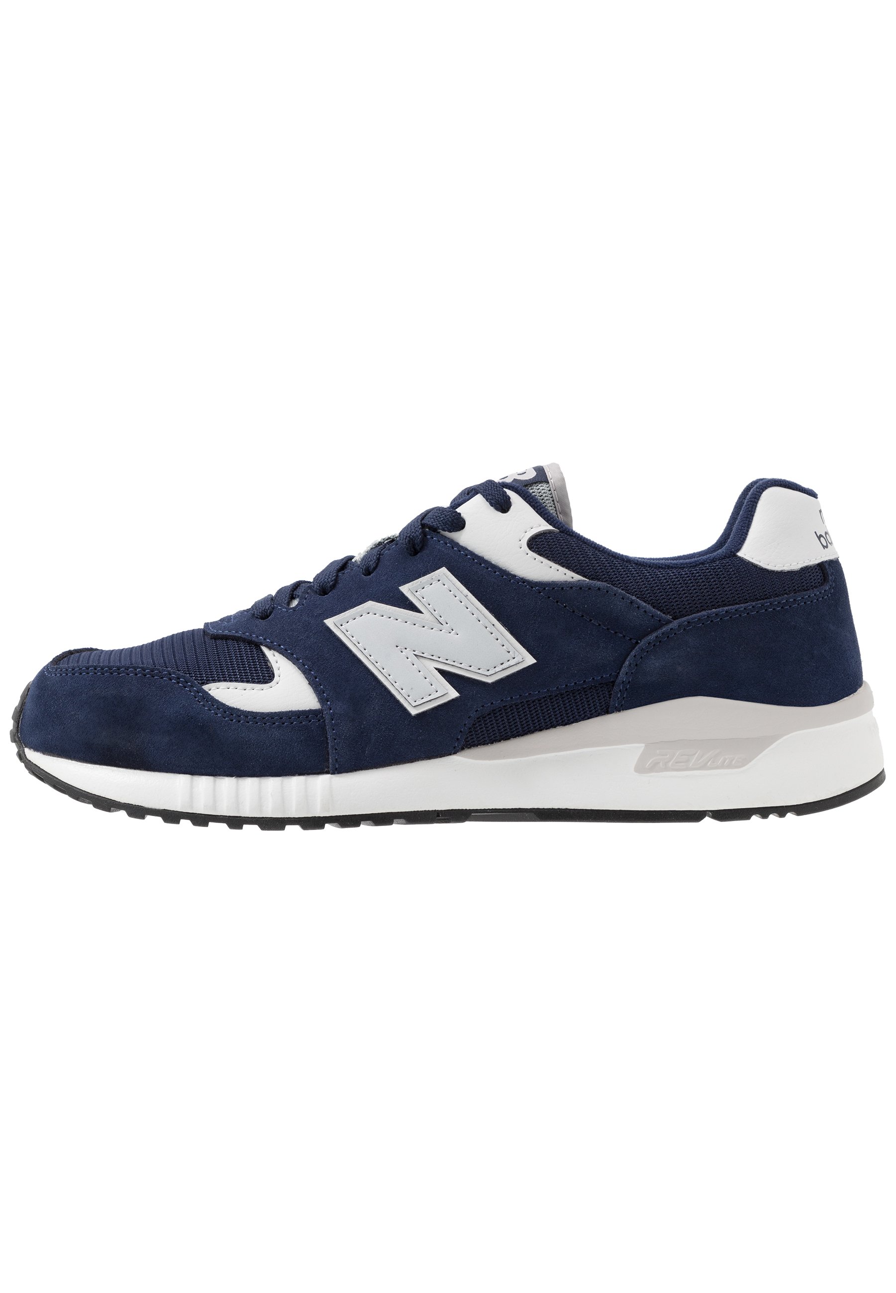 navy and pink new balance trainers