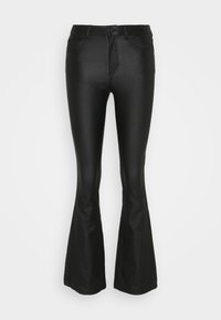 Jean évasé noir à taille haute, confectionné dans un tissu lisse et extensible. Présente un design traditionnel à cinq poches et une fermeture éclair.