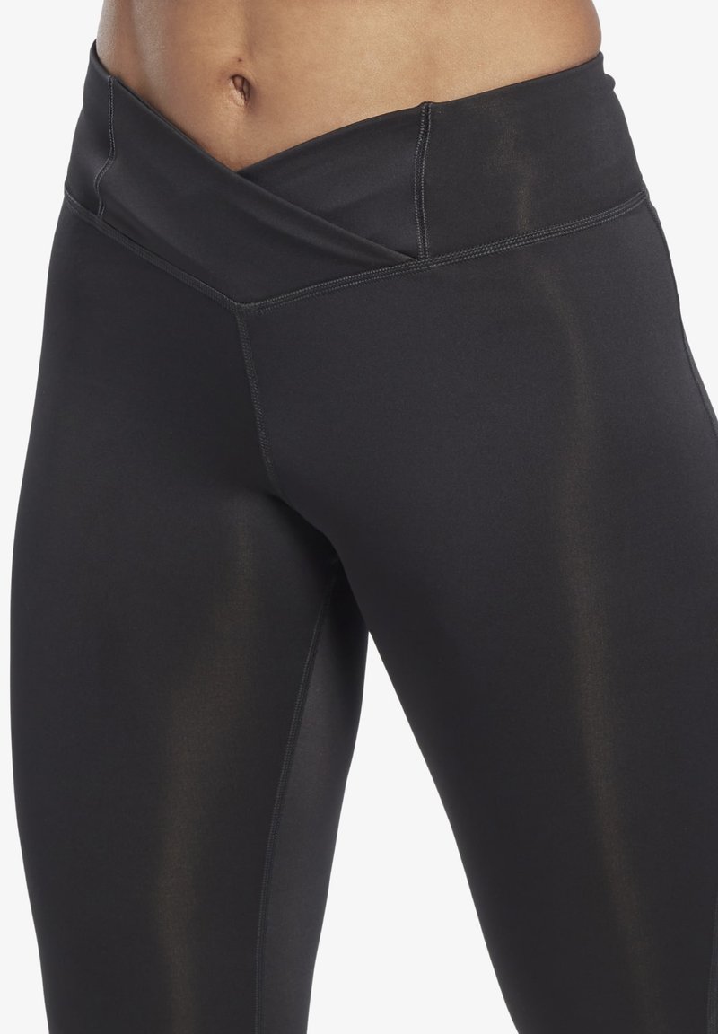 Reebok PP BASIC CAPRI 3/4 sports trousers night black/black