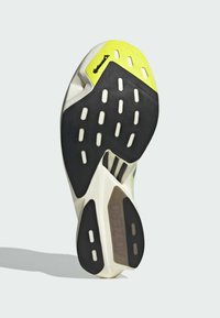 adidas Performance ADIOS PRO - Cestná bežecká obuv - green spark aurora met lucid lemon