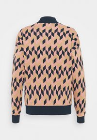 Nümph Sweter