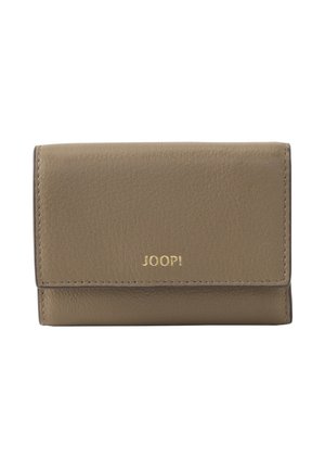 Kompaktowy portfel z taupe skóry z złotym logo JOOP! umieszczonym na środku przedniego klapki, pokazujący fakturowany materiał i przeszywane krawędzie.