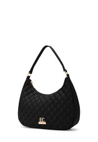 Borsa nera trapuntata con dettagli in oro, forma curva e una tracolla singola. Presenta un logo in rilievo sulla parte frontale.