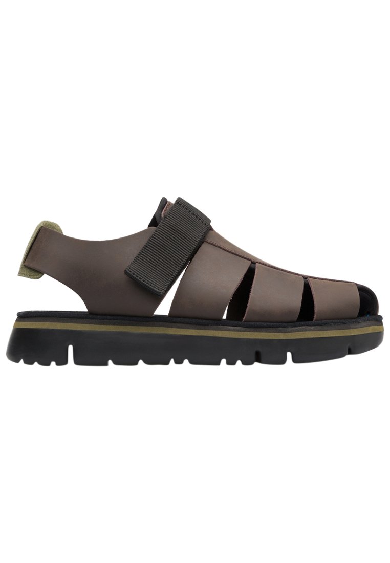 Camper - ORUGA - Sandale - dark brown, Extindeți