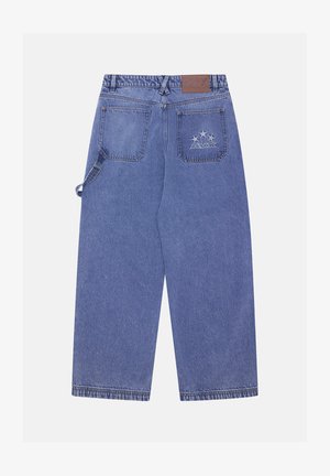 Jeans a gamba larga in denim azzurro chiaro con vita alta, dotati di due tasche posteriori e un'etichetta in pelle sulla vita.