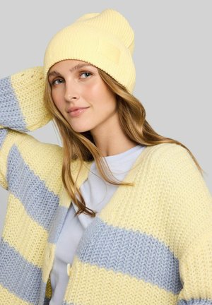 TOM TAILOR DENIM, TOM TAILOR DENIM ACCESSOIRE BEANIE MÜTZE MIT BADGE - Muts - soft vanilla yellow