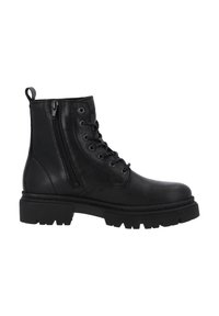 Botas de tobillo negras de cuero con cordones en la parte delantera, cremallera lateral, suela de goma gruesa y acentos texturizados. Diseño compacto, aspecto resistente.