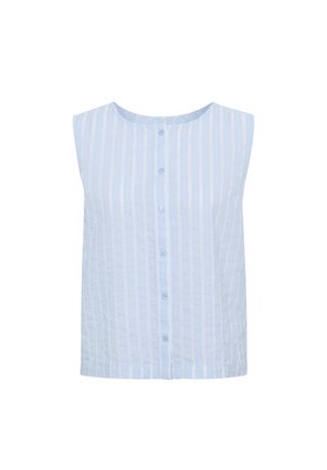 Blouse sans manches bleu clair avec des rayures verticales blanches, encolure ronde et fermeture par des boutons bleu clair sur le devant.