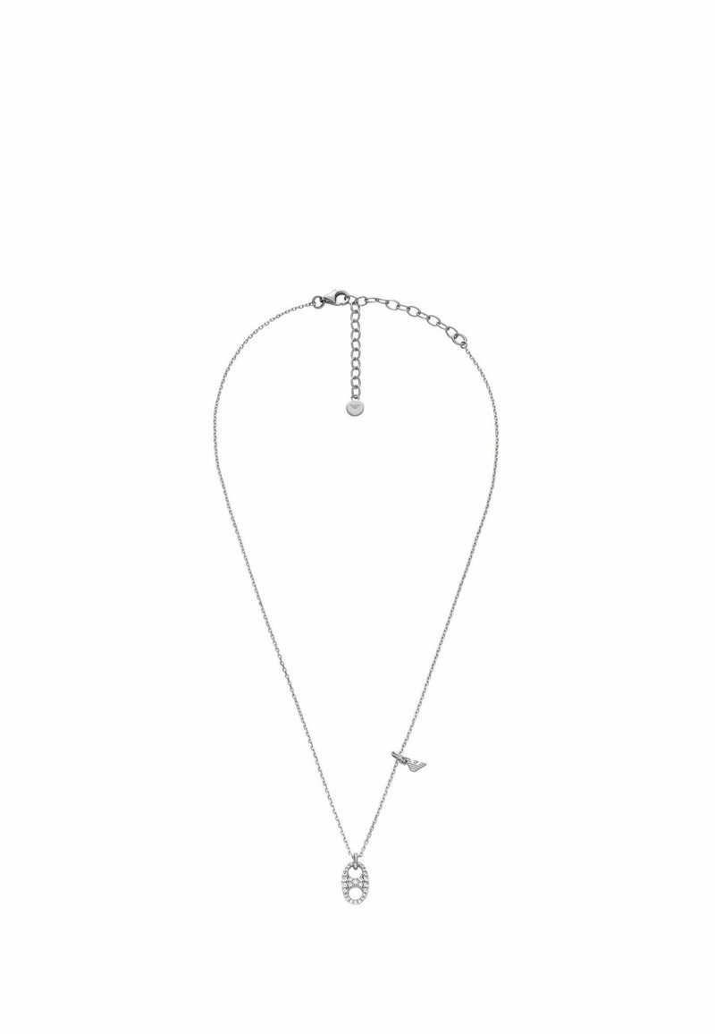 Söderhänge av silver med en oval medaljong prydd med cirkulärt mönster och små utsmyckningar, kompletterad med ett fint kedjehalsband och en vingaccent.
