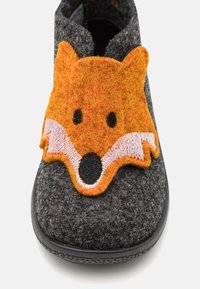 Superfit HAPPY OCTI UNISEX - Παντόφλες - grau/orange