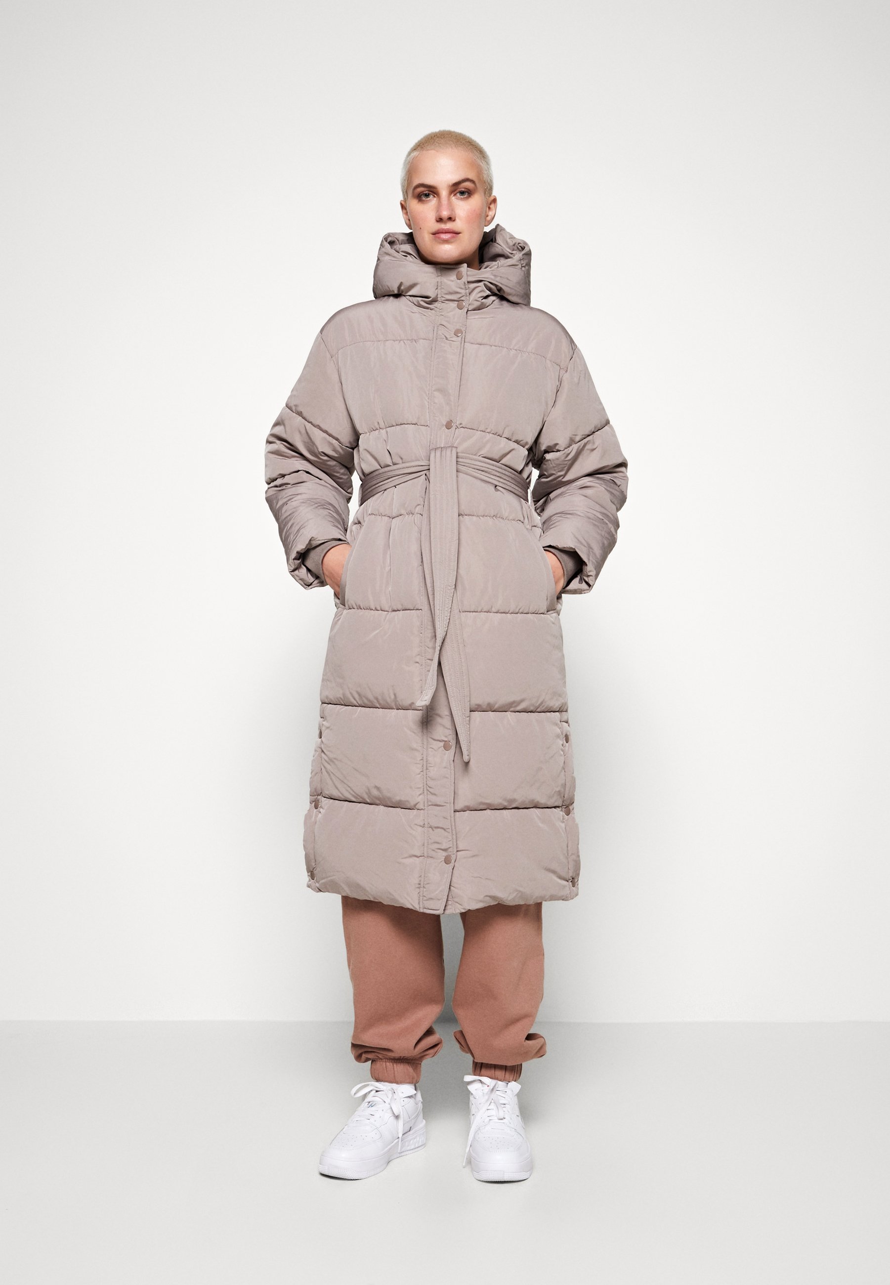 The 22 Best Puffer Jackets Coats To Buy For Winter 2022 British Vogue