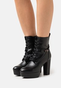 Anna Field Botines de tacón - black