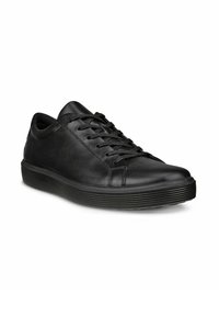 Schwarze Ledersneaker mit glatter Oberfläche, abgerundetem Zehenbereich, Schnürung und strukturiertem Gummisohle. Einfaches, minimalistisches Design.