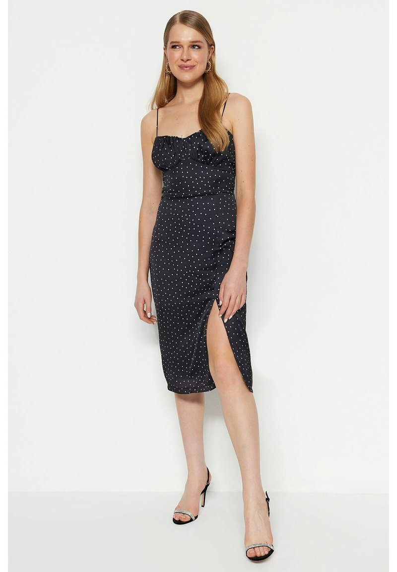 Trendyol Cocktailjurk zwart