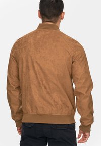 INDICODE JEANS WAYNE - Veste en similicuir - brown