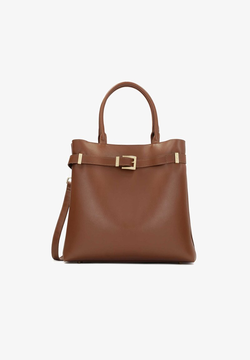 Brązowa skórzana torba na ramię o polerowanym wykończeniu, z dwoma uchwytami i odpinanym paskiem na ramię, ozdobiona złotą klamrą.