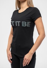 Paradiso Clothing THE BEATLES LET IT BE DIAMANTE - Print T-shirt - black