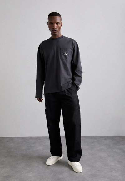 J.LINDEBERG WALSH POCKET TEE - Topper langermet - washed black