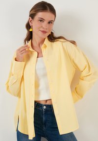 Unselected, yellow