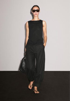 WITH DRAPED LOW-CUT BACK - Débardeur - black