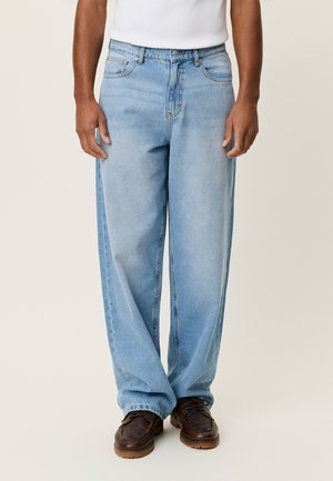 ROI - Egyenes szárú farmer - light indigo