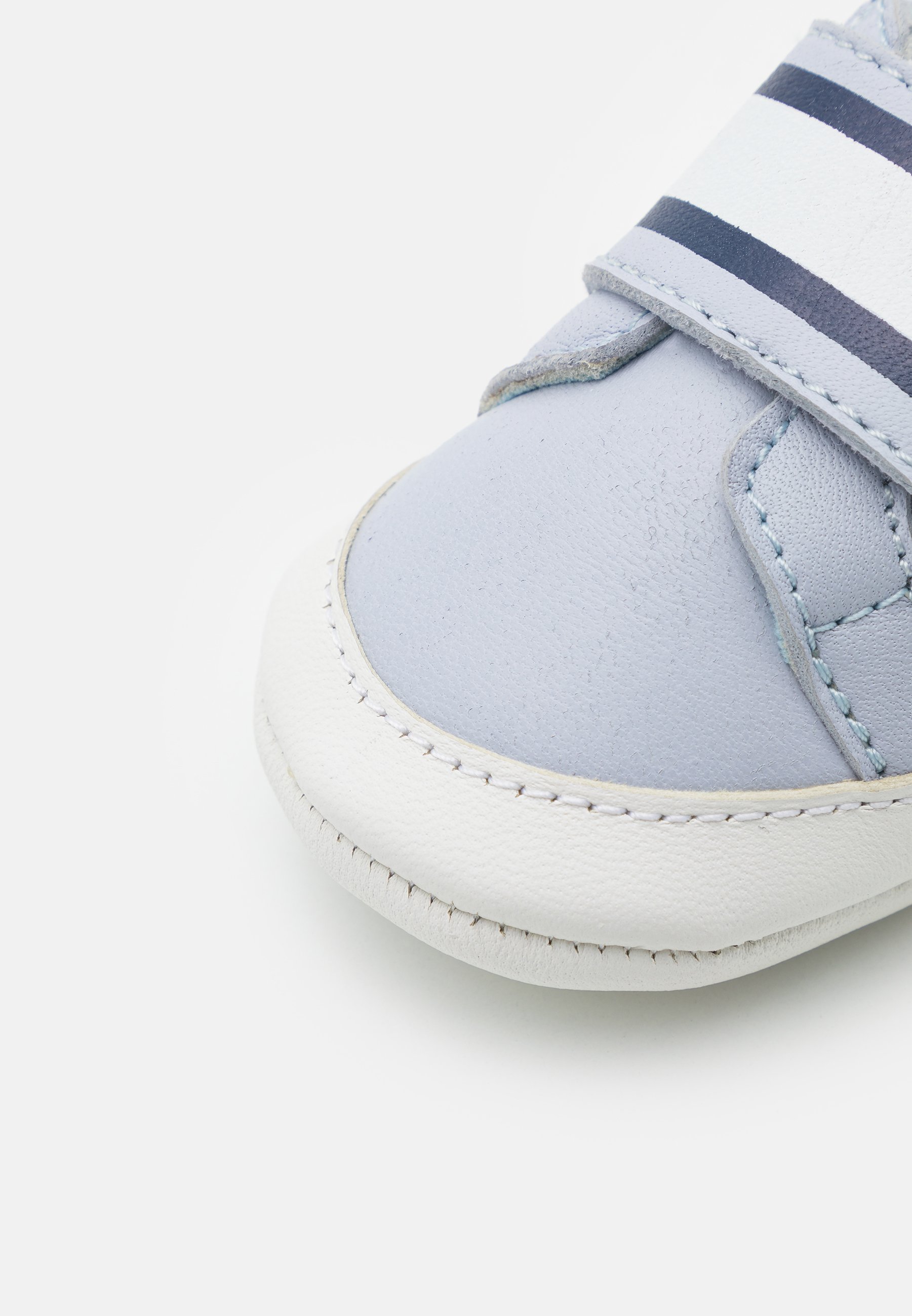 Hugo Boss baby schoentjes - 't Schooltje Amsterdam