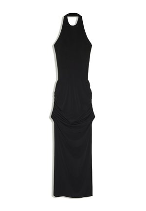 Schwarzes ärmelloses Maxikleid mit Neckholder, gerafften Details an der Taille und figurbetonter Silhouette.