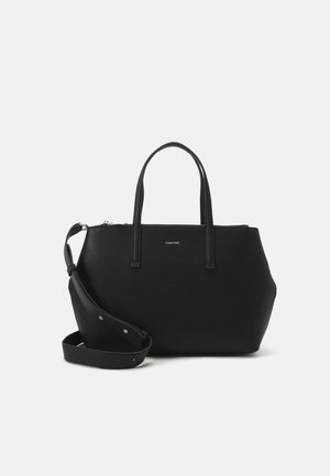 MUST TOTE - Rankinė - black