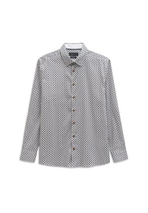 Biała koszula z długim rękawem na guziki z granatowym geometrycznym wzorem, z kołnierzykiem i brązowymi guzikami. Gładka faktura materiału.