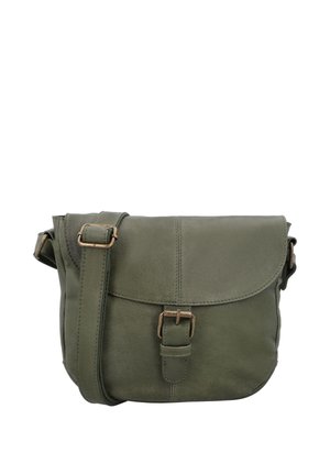 Bolso bandolera de cuero verde oliva con cierre de solapa y correa ajustable con hebilla metálica.