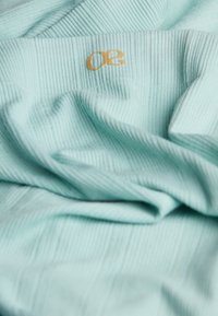 Ausgewählt, turquoise