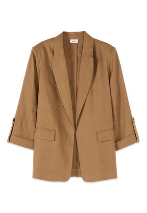 Blazer marrón de lino con solapas con muesca, dos bolsillos delanteros con solapa y mangas de 3/4 con detalles de lengüeta con botones.