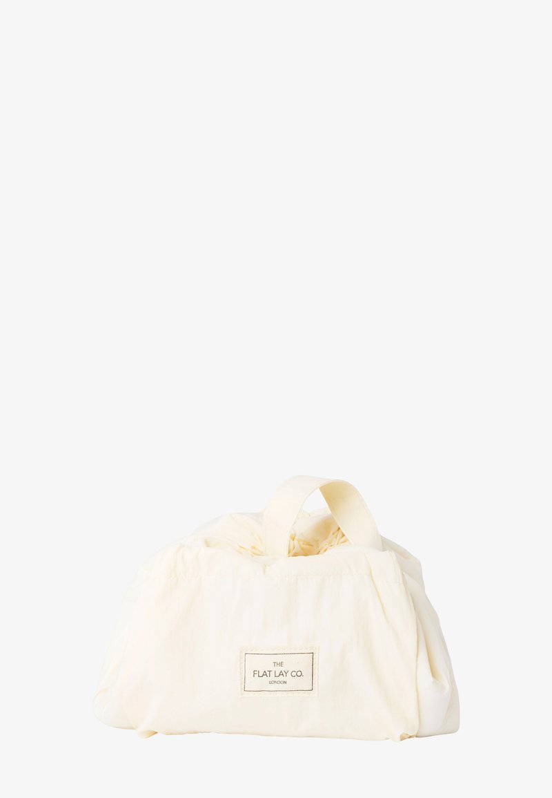 The Flat Lay Co. DRAWSTRING FLAT LAY MAKEUP BAG - Toalettmappe - vanilla parachute