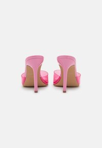 Steve Madden SIGNAL - Mules de salto - pink