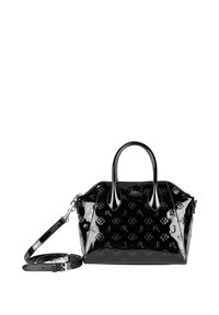 Czarna torebka z lakierowanej skóry z tłoczonymi wzorami kwiatowymi i logo, dwoma górnymi uchwytami, odpinanym paskiem i zapięciem na zamek.