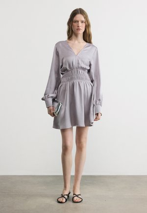 DEPLY - Sukienka koktajlowa